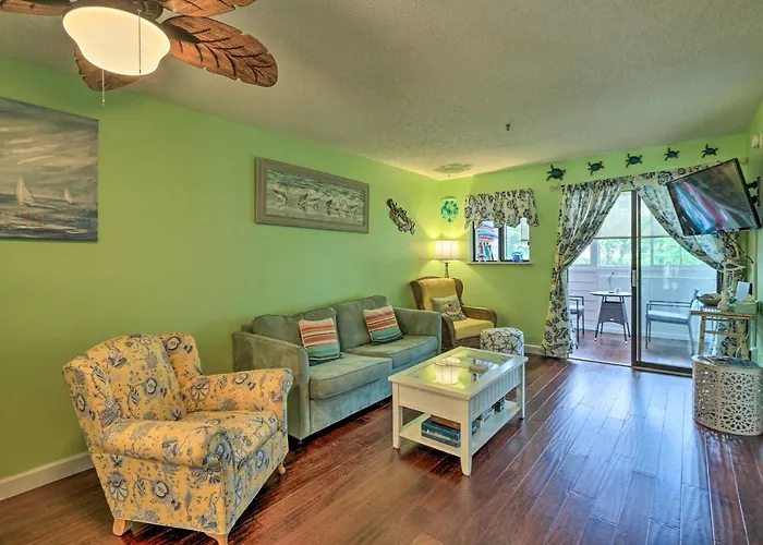 Colorful Hilton Head Condo With Beach And Pool Access!